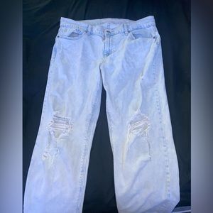 Old Navy Woman’s Light Indigo Boyfriend Jeans